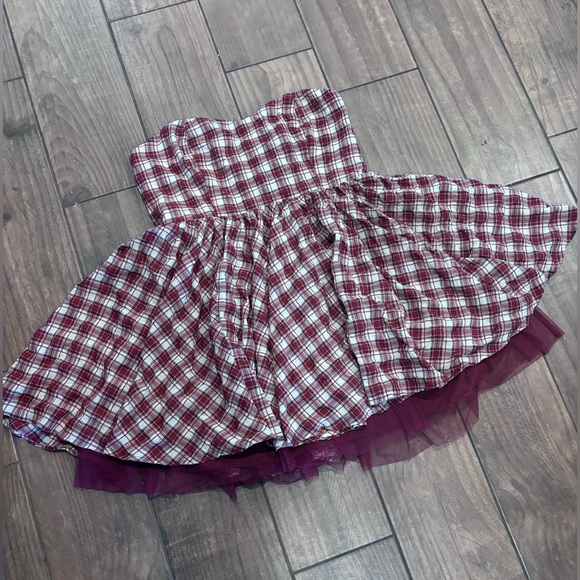 ARULA Strapless Dress in Red and White Plaid - Picture 2 of 6